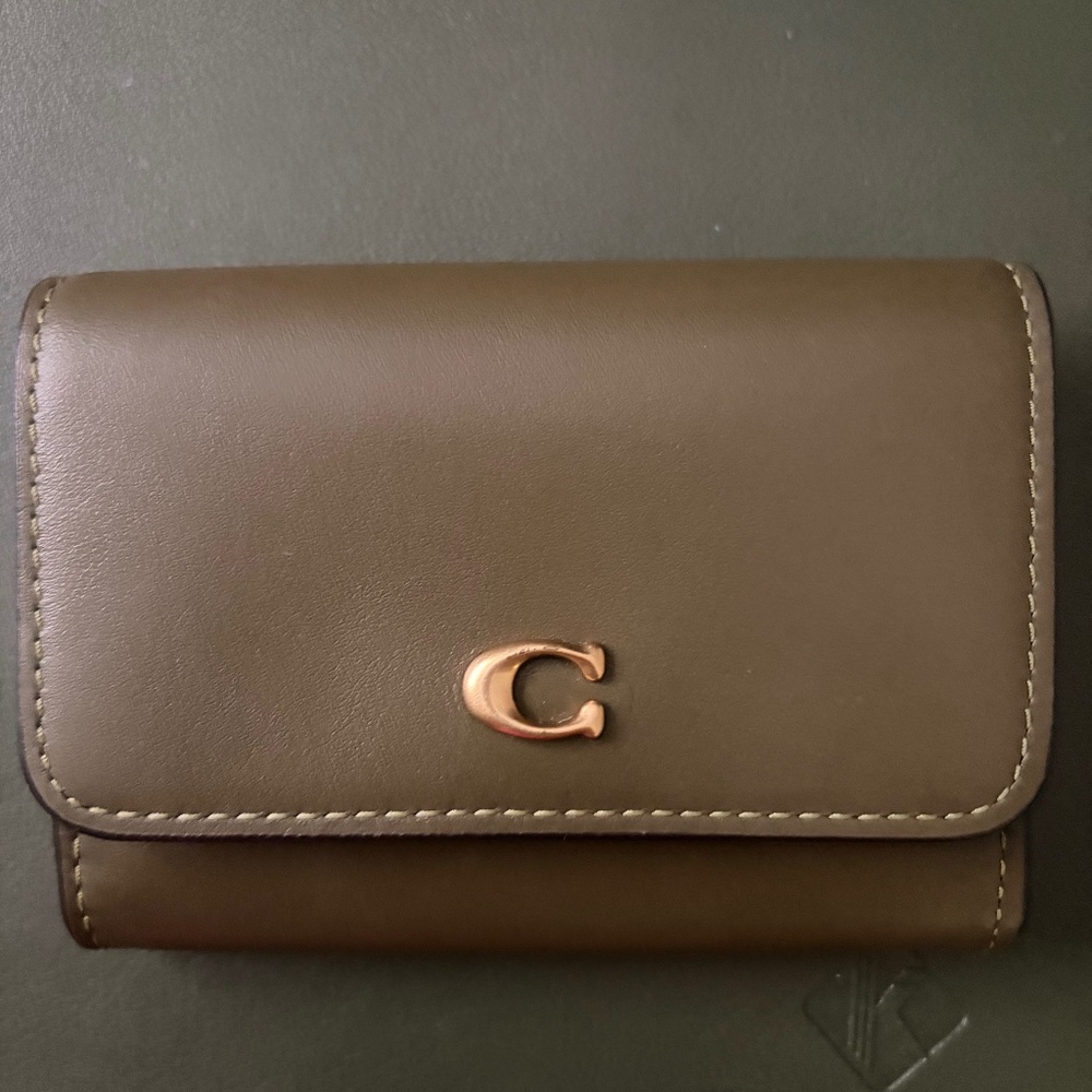 Coach Essential Flap Wallet - olive green, gold accents